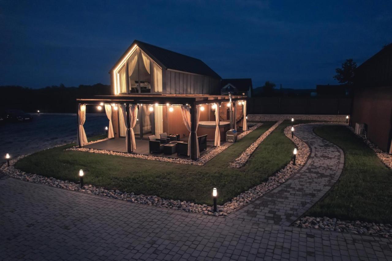 Village Resort Sauna & Jacuzzi & Netflix Tworkowa Zewnętrze zdjęcie