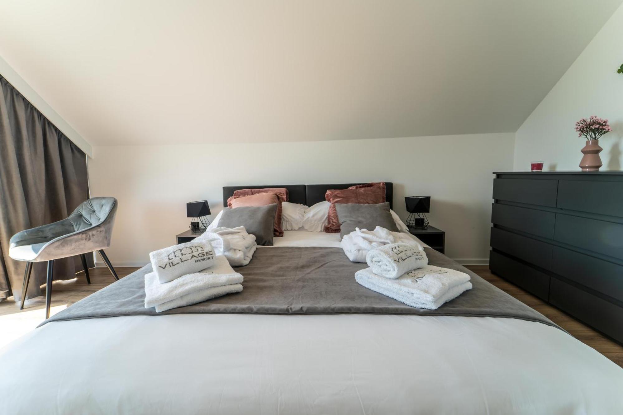 Village Resort Sauna & Jacuzzi & Netflix Tworkowa Pokój zdjęcie