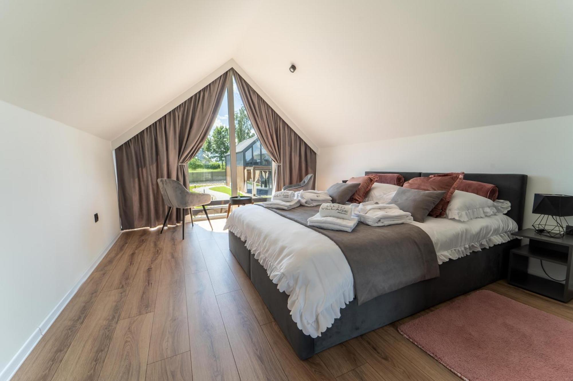 Village Resort Sauna & Jacuzzi & Netflix Tworkowa Pokój zdjęcie